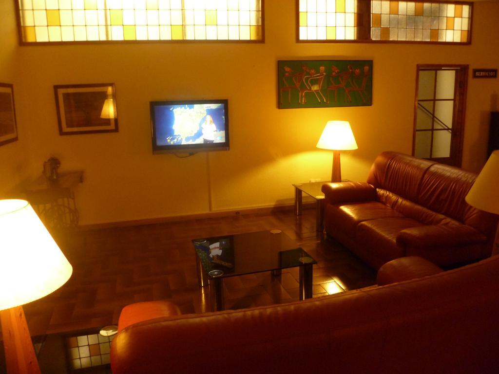 Hotel Pradas Jaca Exterior foto